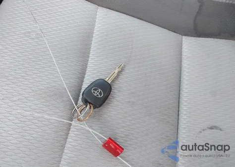 2017 Toyota Corolla Le из США, поврежденный, VIN 5YFBURHE5HP724737